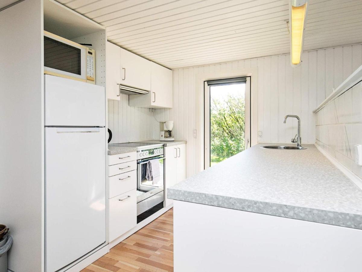 4 Person Holiday Home In L Kken Леккен Екстер'єр фото